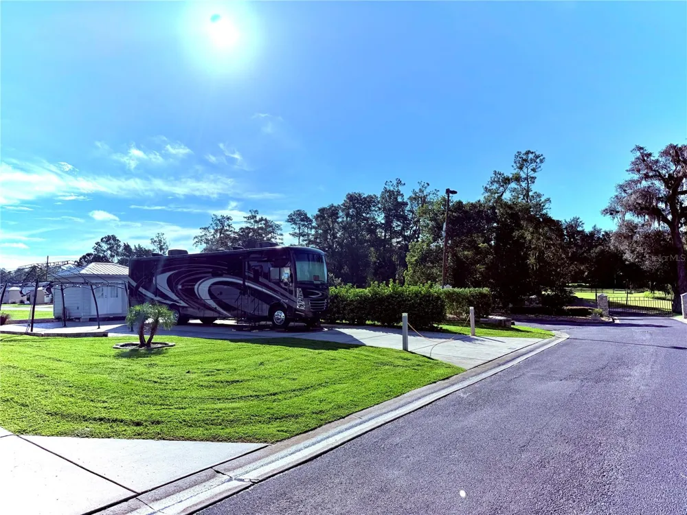 10226 NE 28TH LOOP Silver Springs, FL 34488