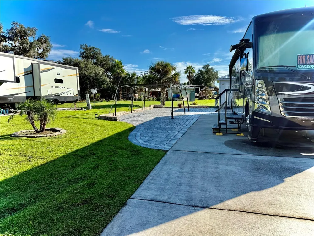 10226 NE 28TH LOOP Silver Springs, FL 34488