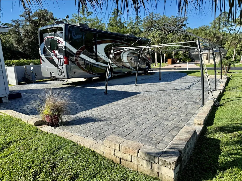 10226 NE 28TH LOOP Silver Springs, FL 34488