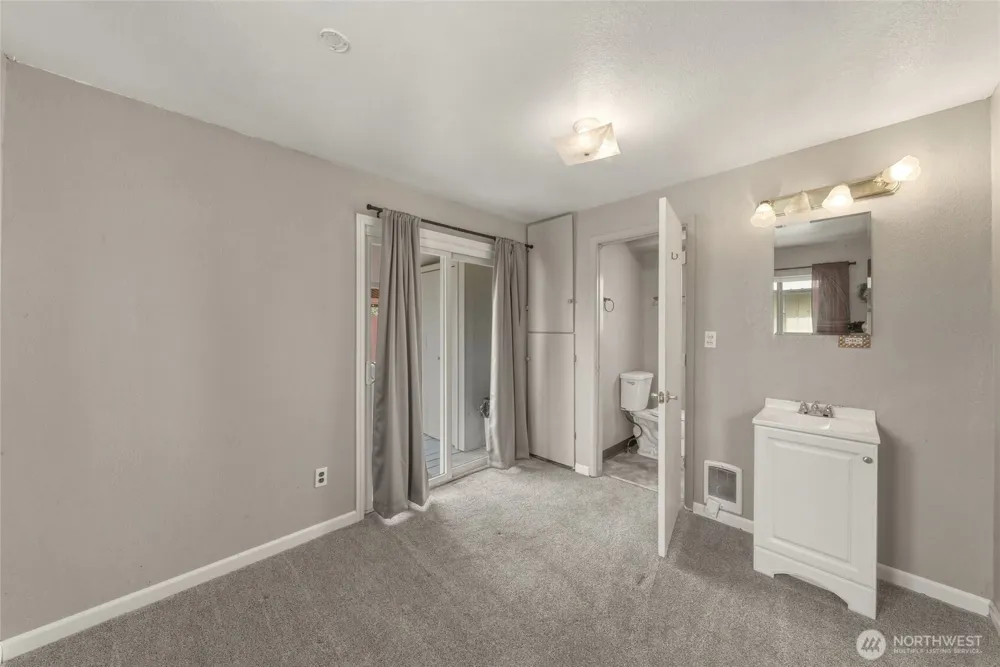408 S 8th Avenue Walla Walla, WA 99362