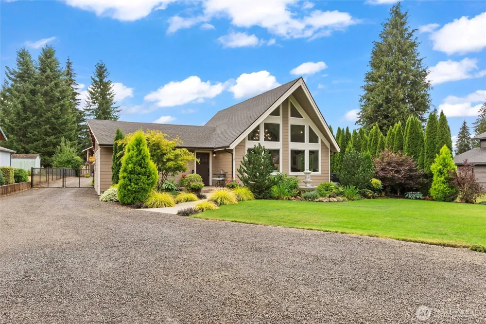 115 Steelhead Drive Silver Creek, WA 98585