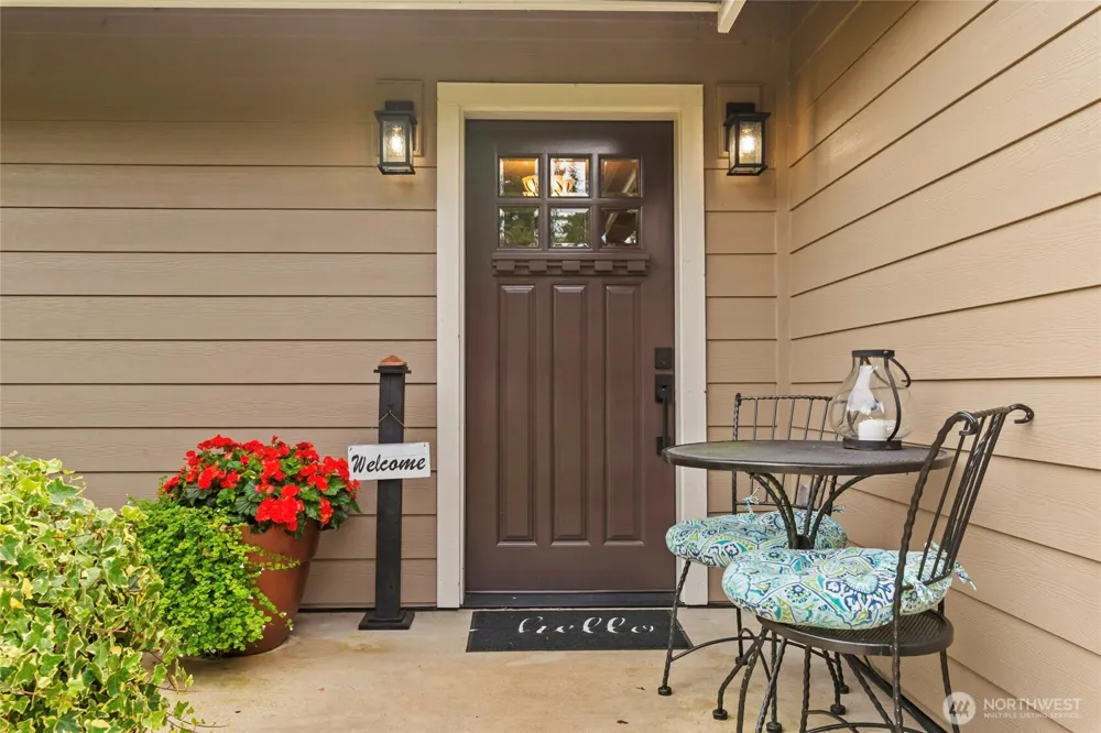 115 Steelhead Drive Silver Creek, WA 98585