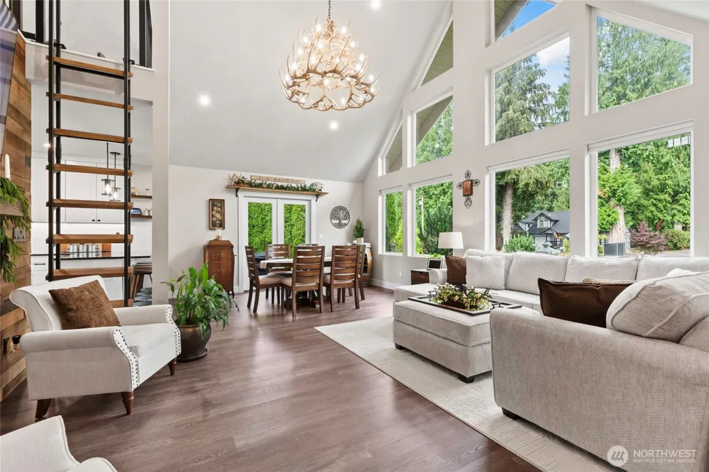115 Steelhead Drive Silver Creek, WA 98585