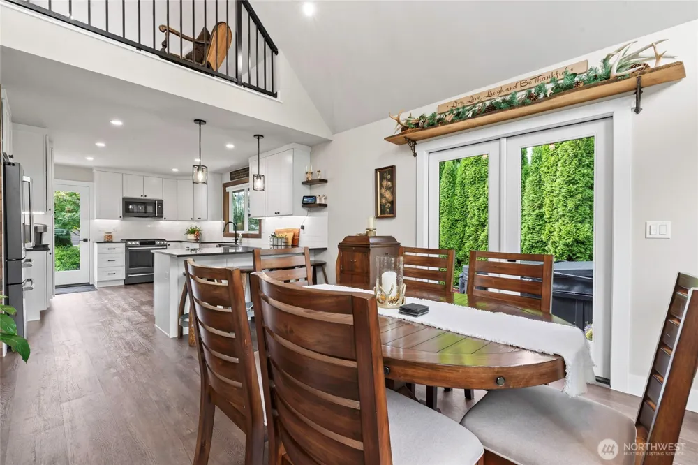 115 Steelhead Drive Silver Creek, WA 98585