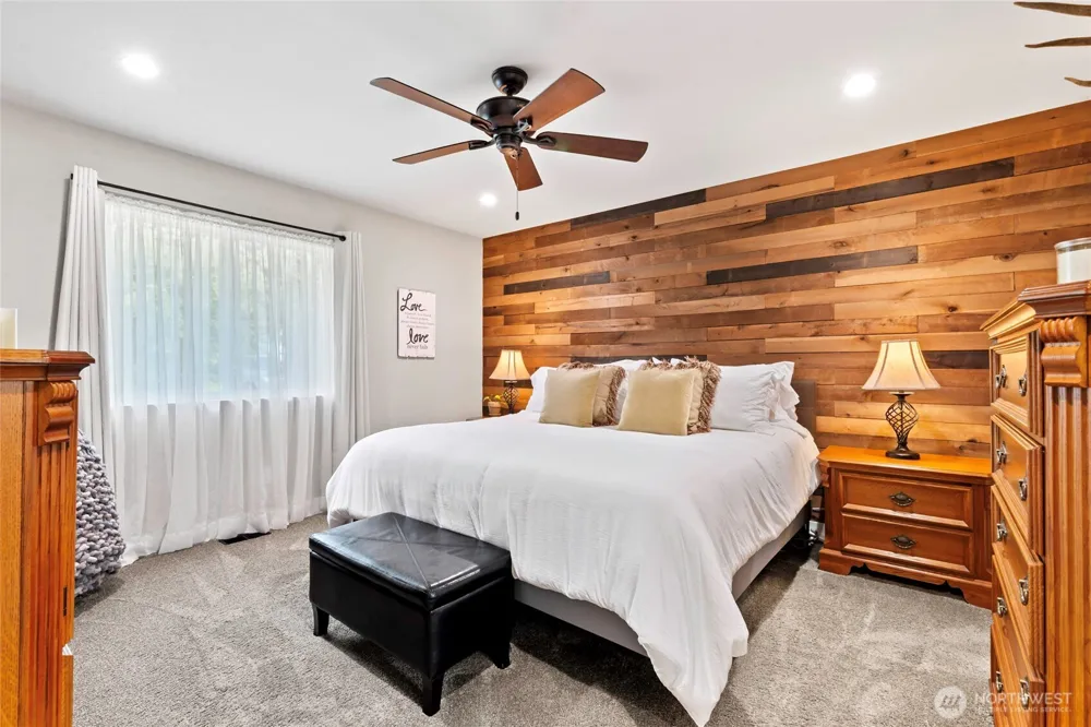 115 Steelhead Drive Silver Creek, WA 98585