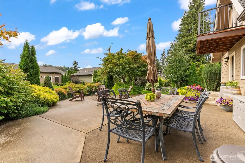 115 Steelhead Drive Silver Creek, WA 98585