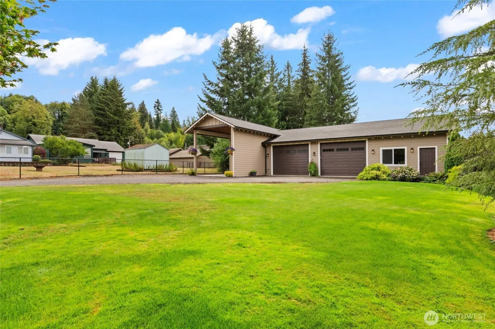115 Steelhead Drive Silver Creek, WA 98585