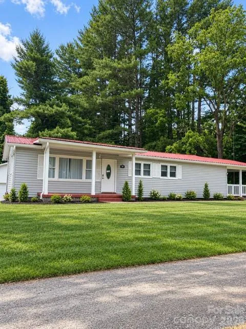 93 Valley View Circle