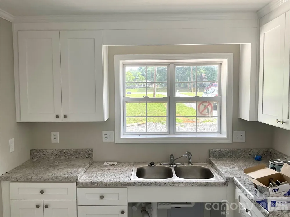 5479 W Nc 27 Highway Vale, NC 28168