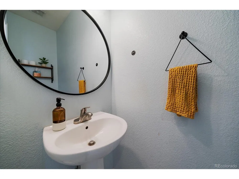 10493 Ouray Street Commerce City, CO 80022