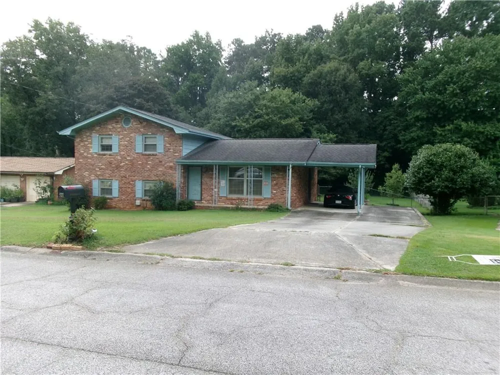 745 Huntingdon Drive Jonesboro, GA 30236