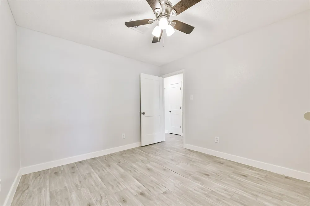 16635 Barcelona Drive Friendswood, TX 77546