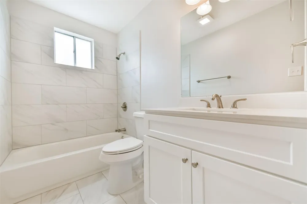16635 Barcelona Drive Friendswood, TX 77546