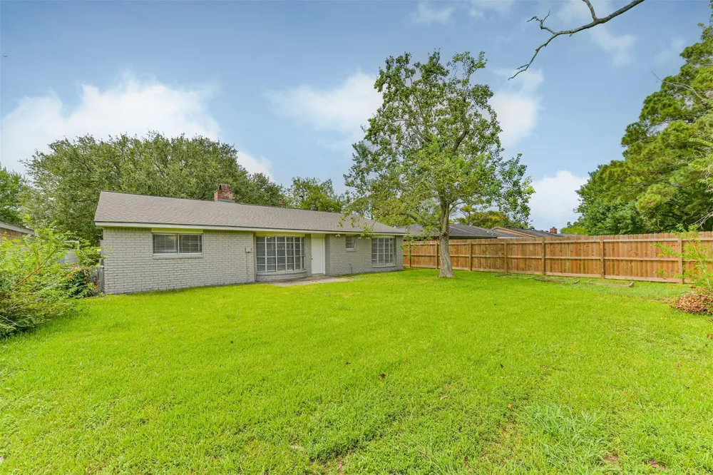 16635 Barcelona Drive Friendswood, TX 77546