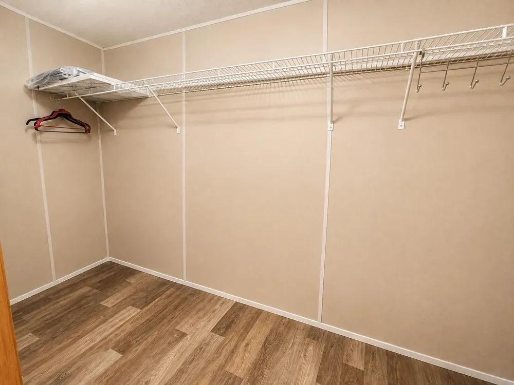 235 Red Oak Onalaska, TX 77360