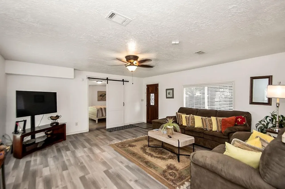 131 5th Street San Leon, TX 77539