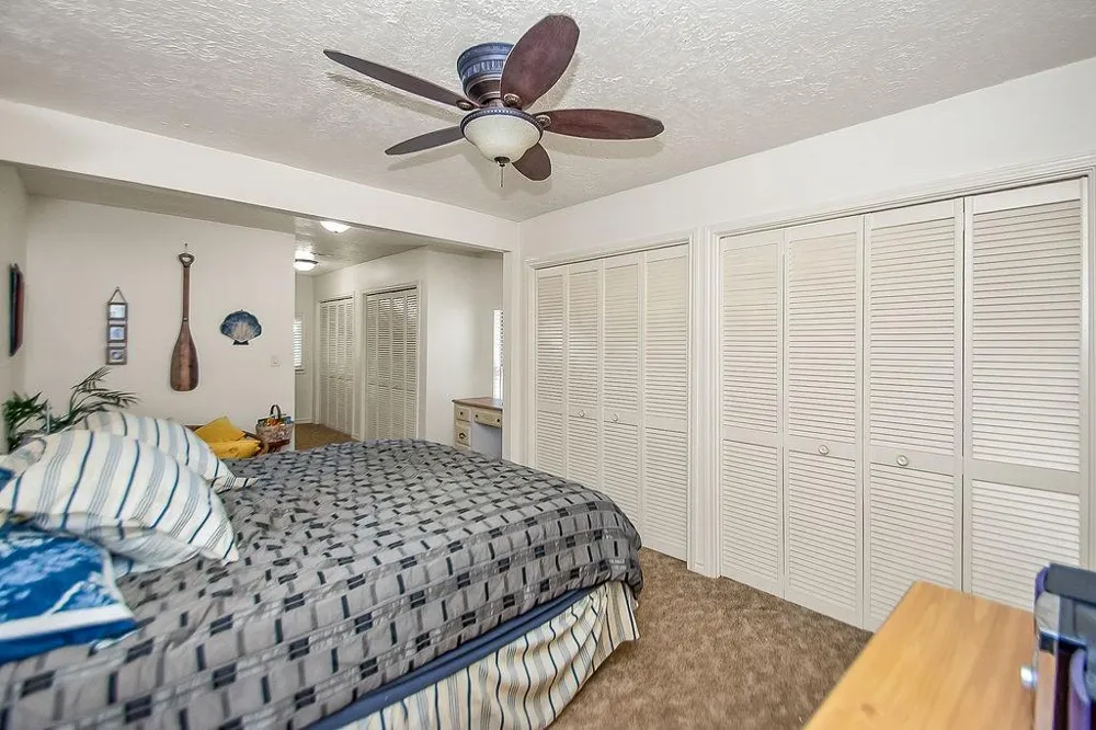 131 5th Street San Leon, TX 77539