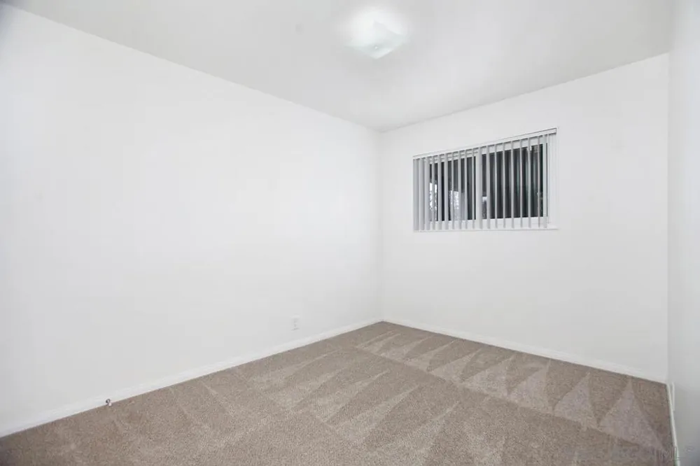 5219 Kesling Street San Diego, CA 92117