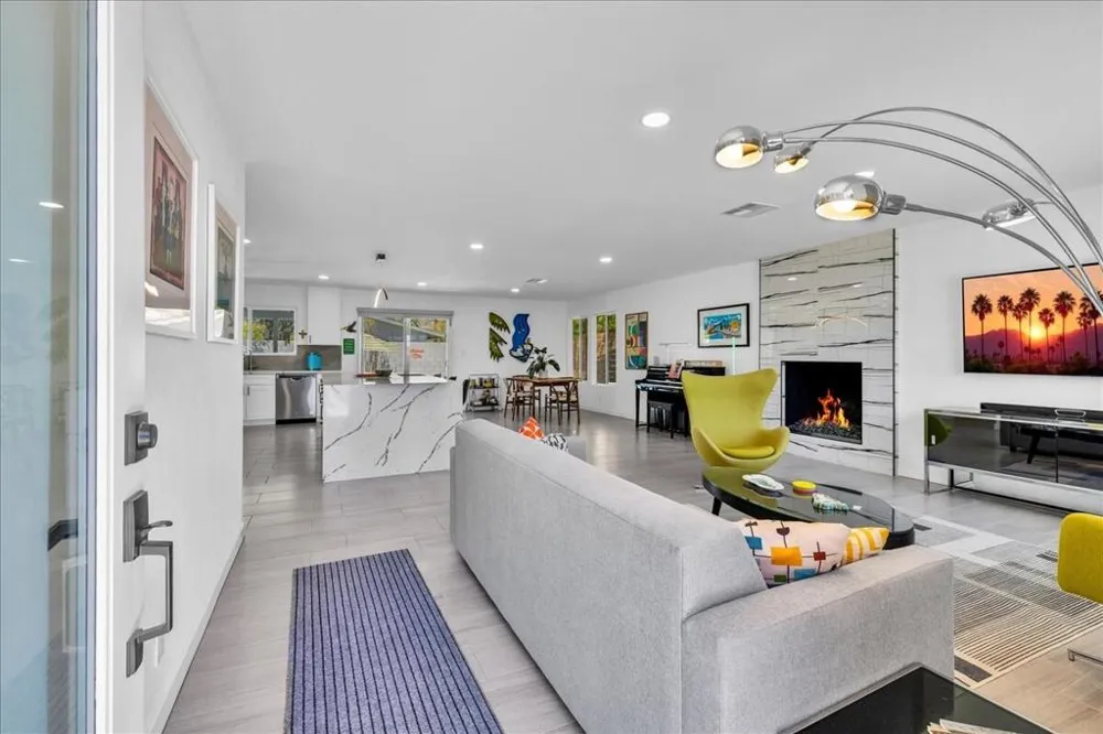 38053 Chris Drive Cathedral City, CA 92234