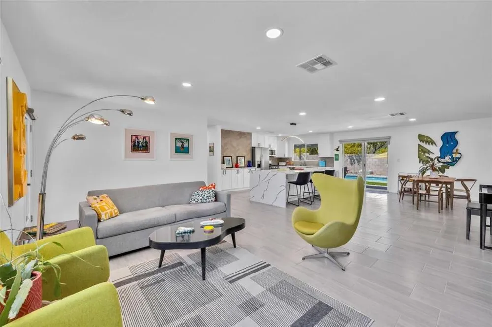 38053 Chris Drive Cathedral City, CA 92234