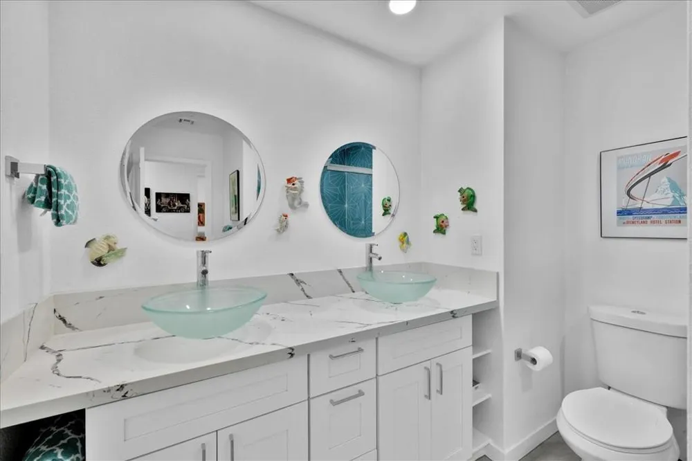 38053 Chris Drive Cathedral City, CA 92234