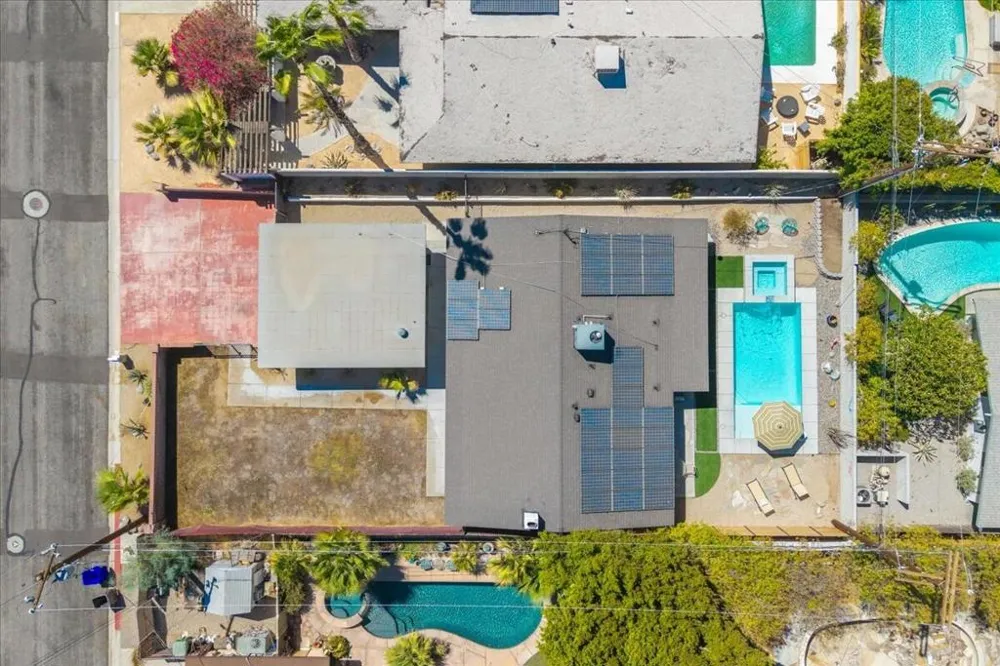 38053 Chris Drive Cathedral City, CA 92234