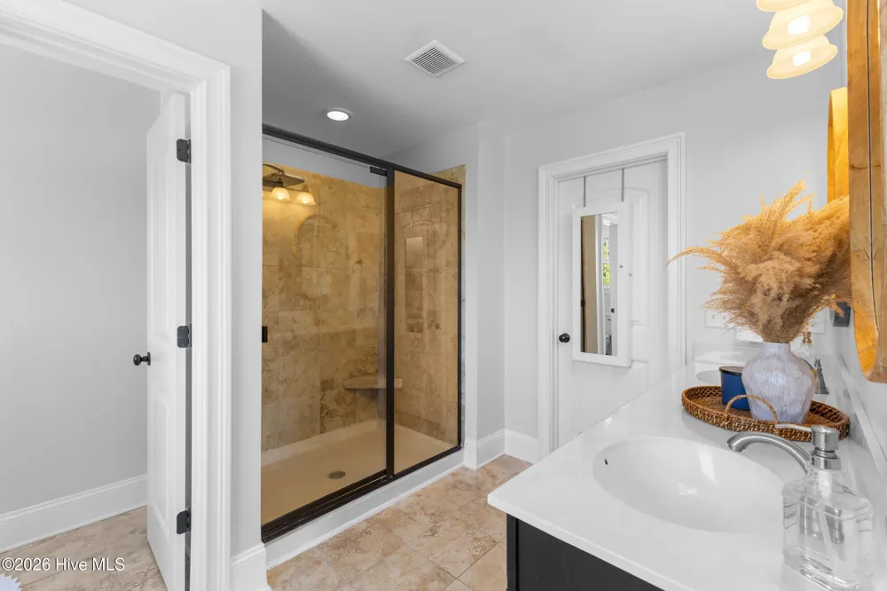 454 Lady Bug Lane Wilmington, NC 28411