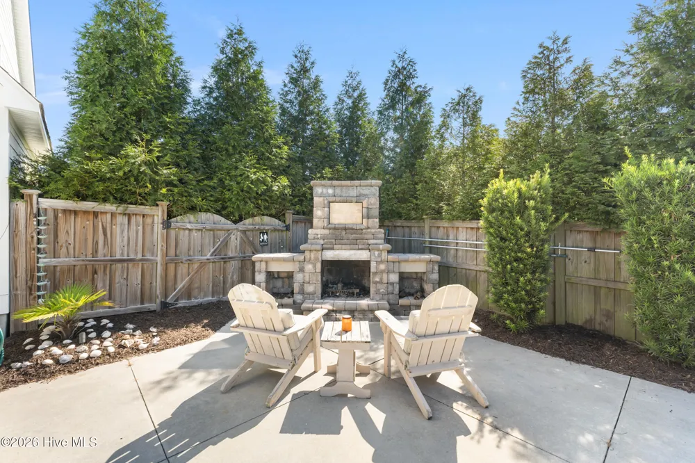454 Lady Bug Lane Wilmington, NC 28411