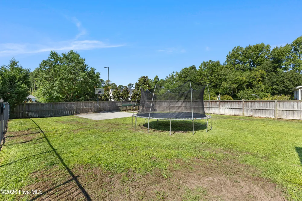 454 Lady Bug Lane Wilmington, NC 28411