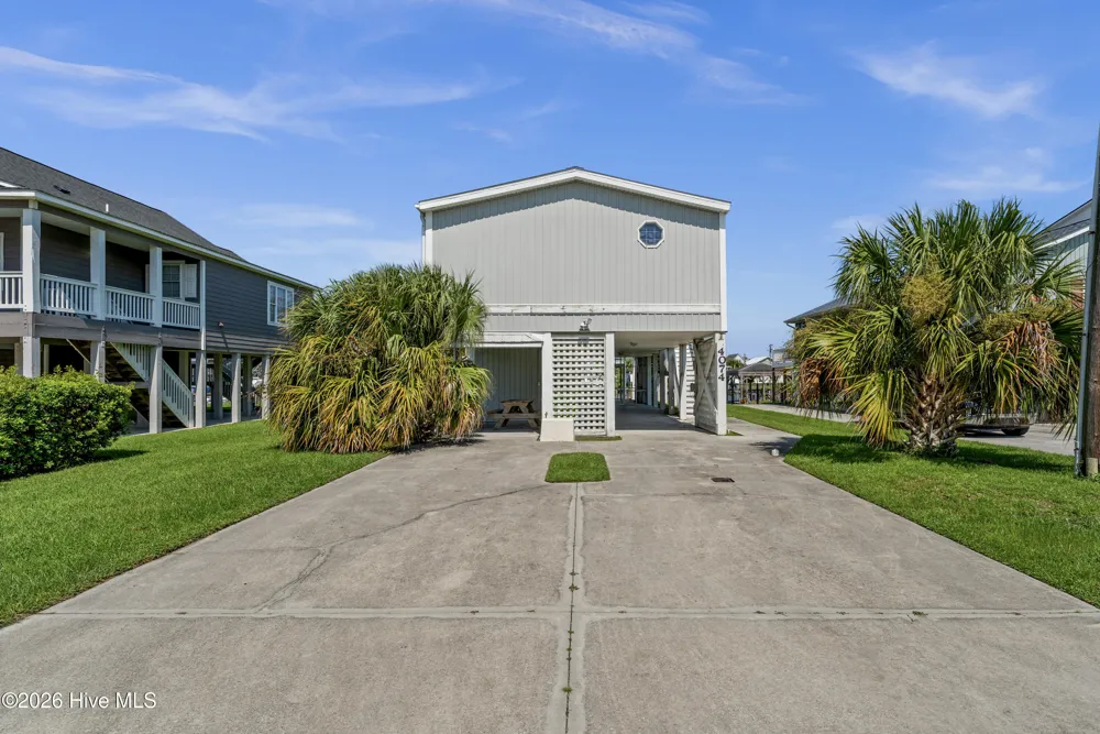 4074 4th Street Surf City, NC 28445