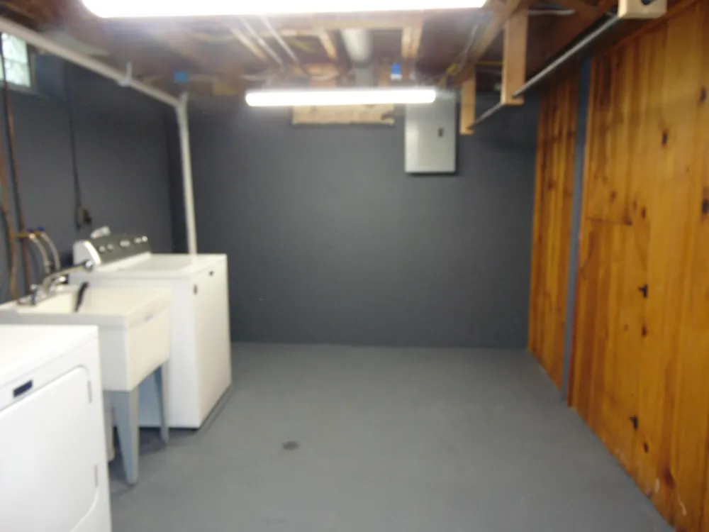 1616 Genesee Drive Royal Oak, MI 48073