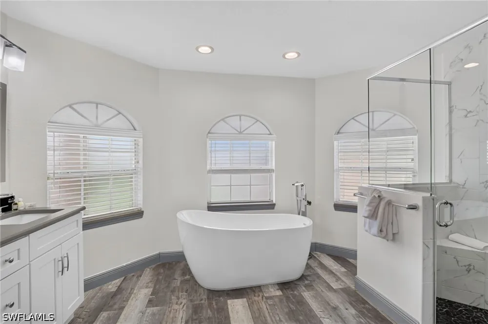 Wellington Lakes Circle Fort Myers, FL 33908