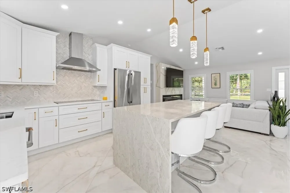 8th Street NE Naples, FL 34120