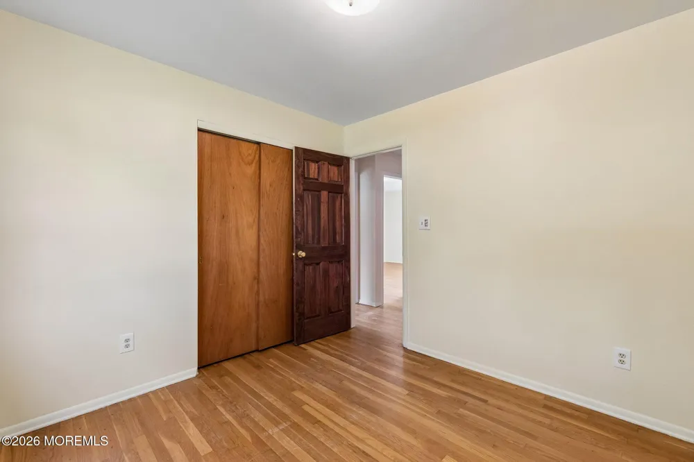 27 Springhill Drive Howell, NJ 07731