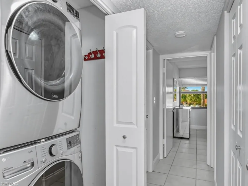 1544 Mainsail Drive #7 Naples, FL 34114