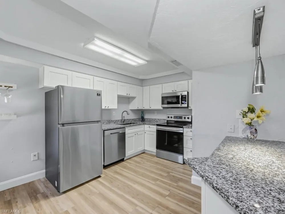1544 Mainsail Drive #7 Naples, FL 34114