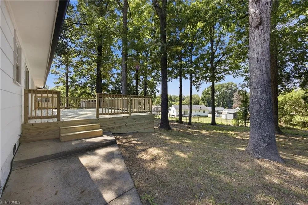 3 Woodclub Court Greensboro, NC 27406