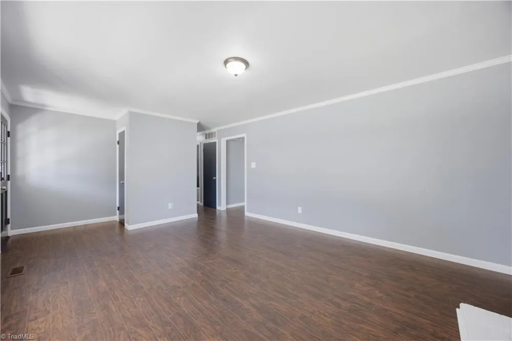 3 Woodclub Court Greensboro, NC 27406