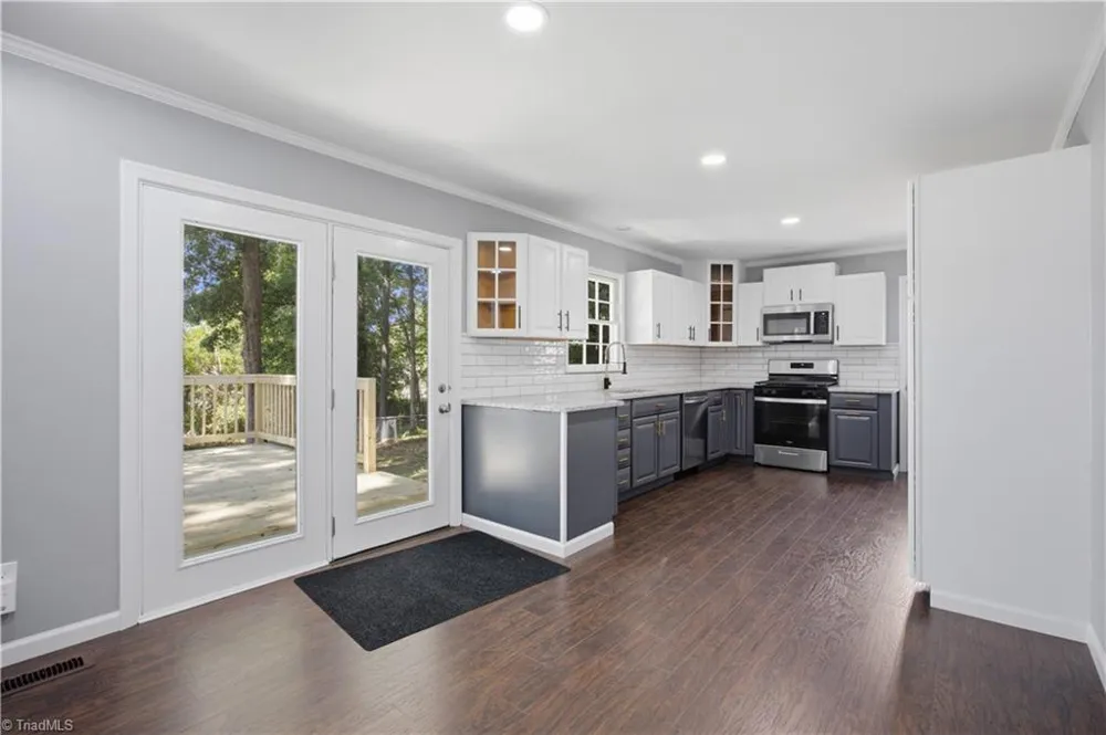 3 Woodclub Court Greensboro, NC 27406