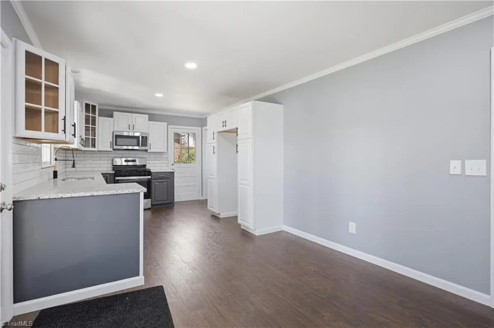 3 Woodclub Court Greensboro, NC 27406