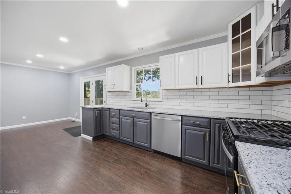 3 Woodclub Court Greensboro, NC 27406