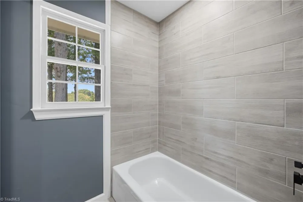 3 Woodclub Court Greensboro, NC 27406