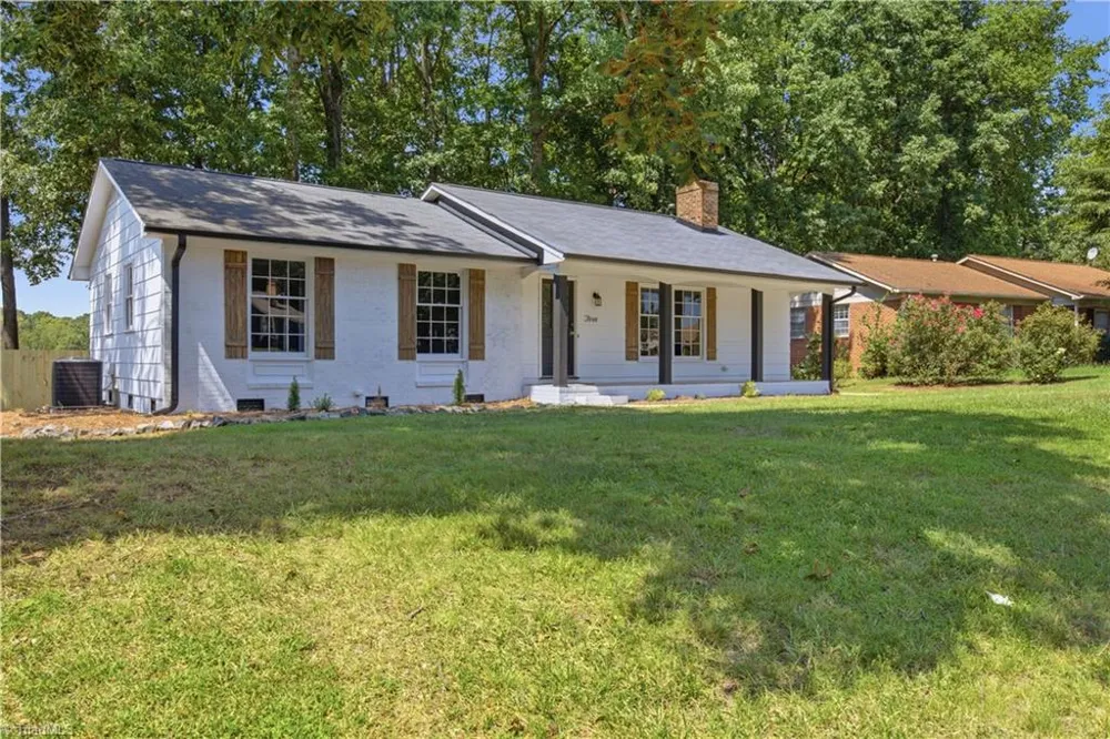 3 Woodclub Court Greensboro, NC 27406