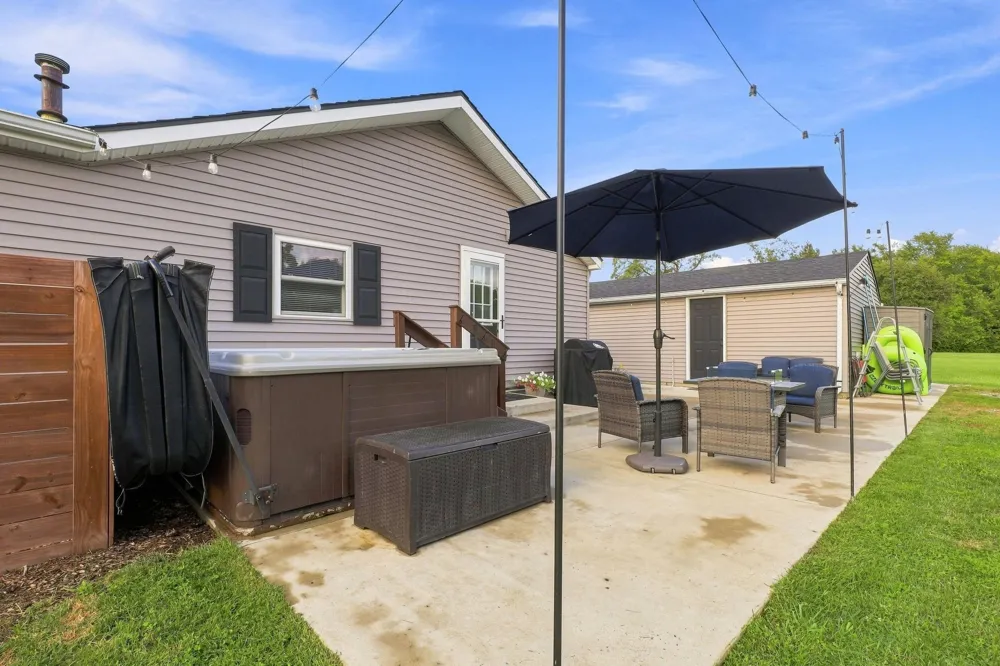 5146 E Bristol Road Burton City, MI 48519