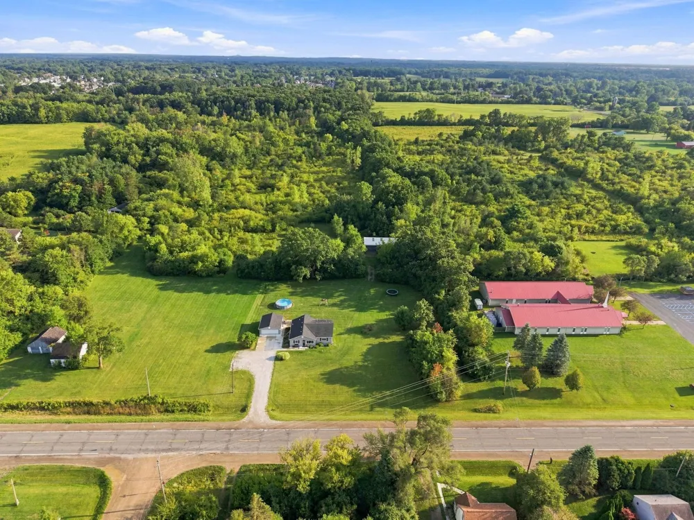 5146 E Bristol Road Burton City, MI 48519