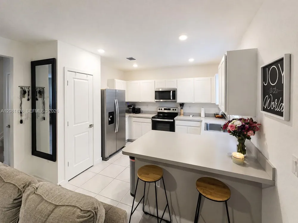 489 NE 4th St Florida City, FL 33034