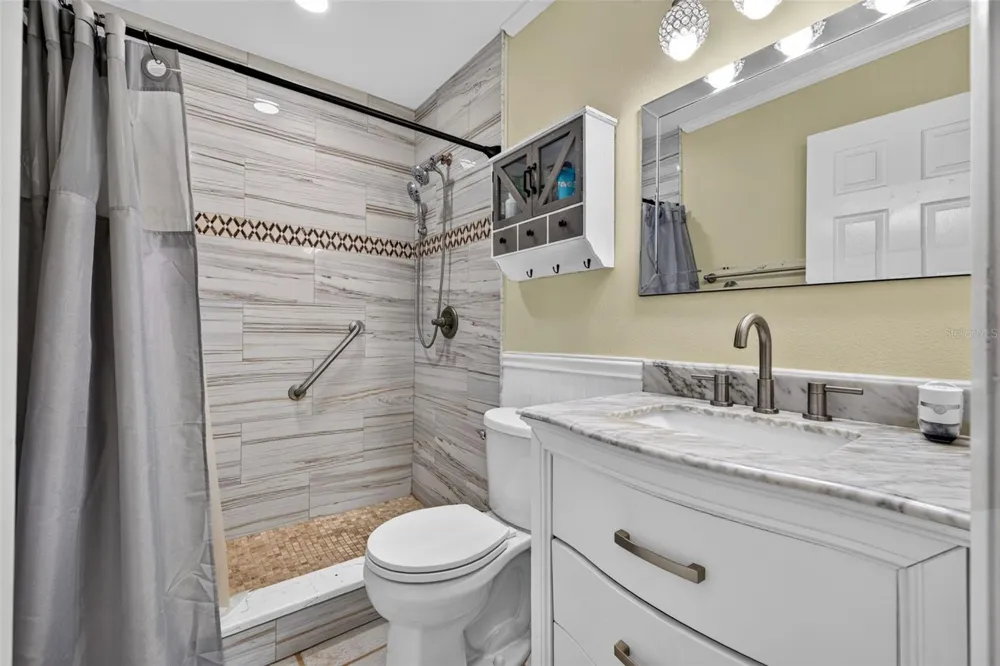 7360 ULMERTON ROAD #18D Largo, FL 33771