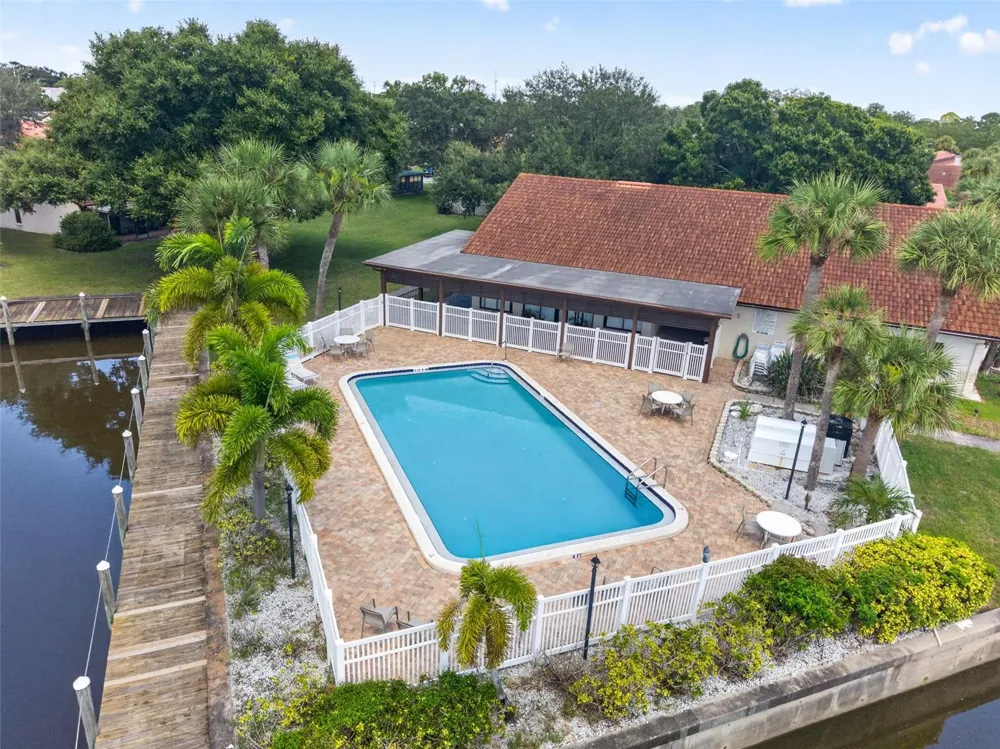 7360 ULMERTON ROAD #18D Largo, FL 33771