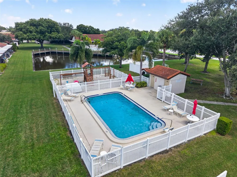 7360 ULMERTON ROAD #18D Largo, FL 33771