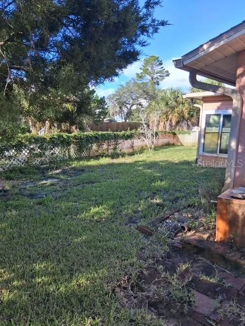 8758 HEMLOCK LANE Port Richey, FL 34668